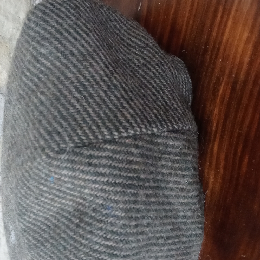 Kent hat - Picture 3 of 5